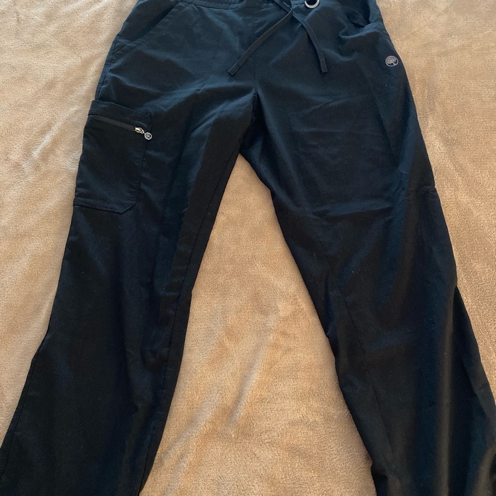 Black Scrubs Lot